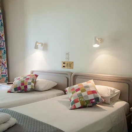 Hotel Mimoza Argassi