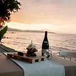 Mimoza Hotel