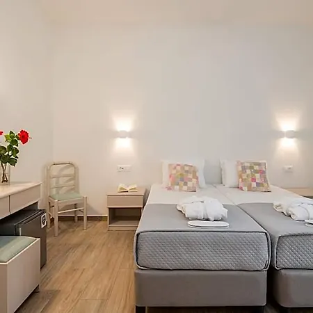 Hotel Mimoza 4*